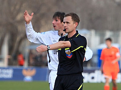 Описание: http://1fnl.ru/upload/image/14032012_referees_news.jpg